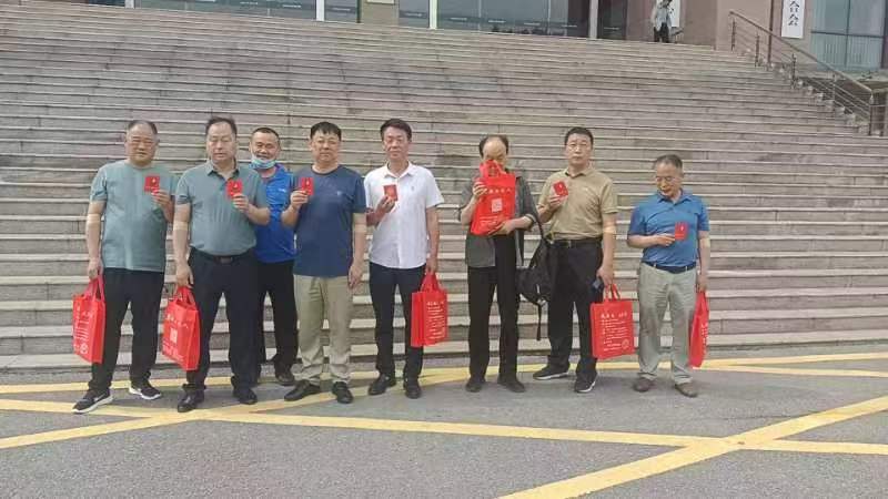 “熱血傳遞愛，奉獻(xiàn)踐初心”—裕農(nóng)公司組織參與無償獻(xiàn)血活動
